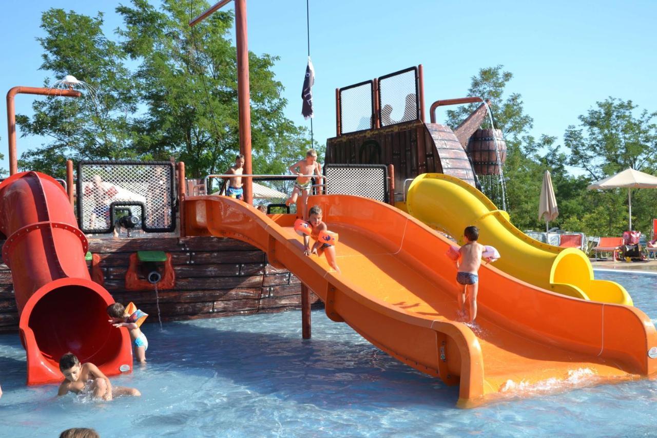 צרבאר - פורת Easyatent Bungalow Tent Lanterna מראה חיצוני תמונה