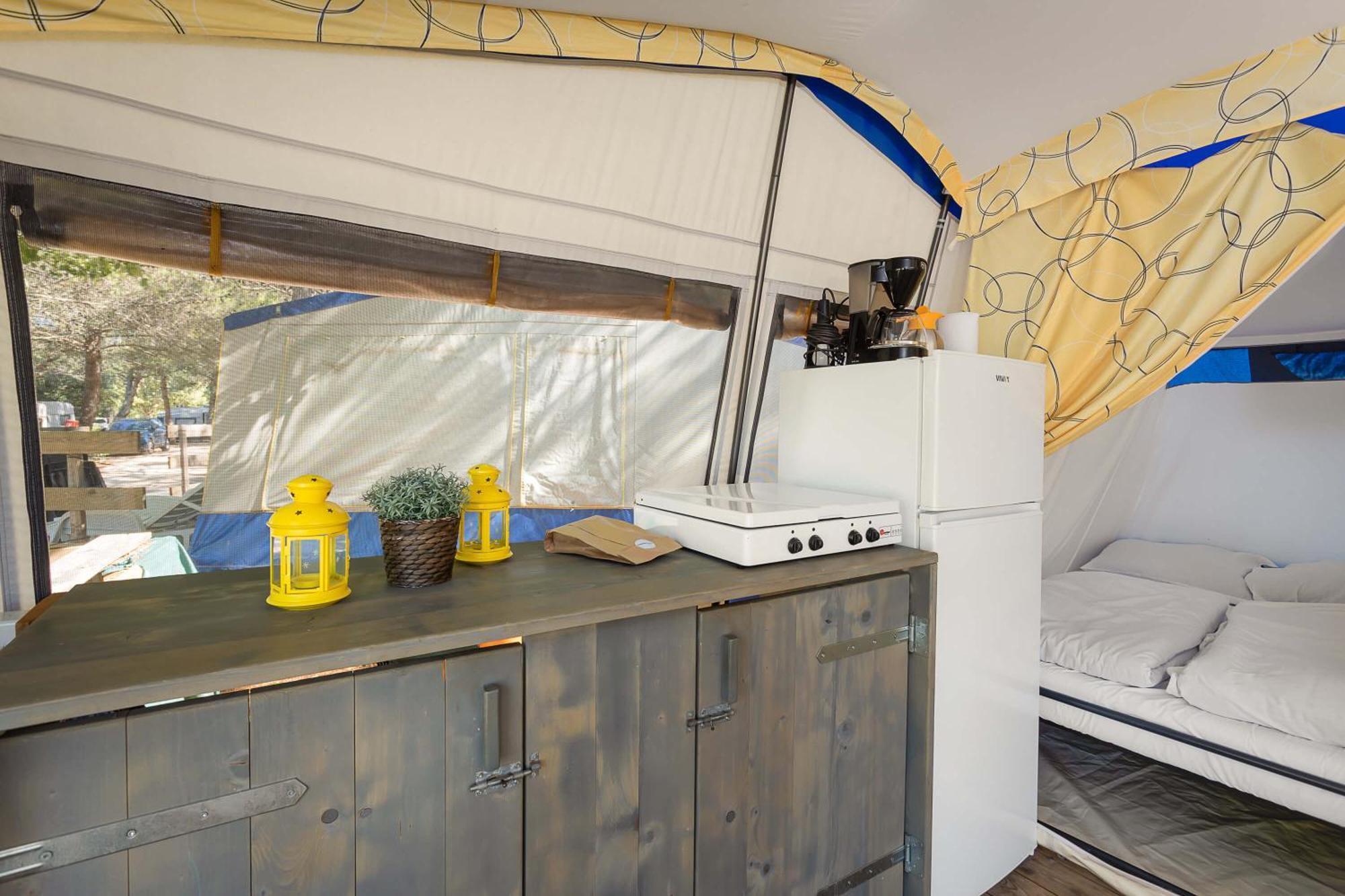 צרבאר - פורת Easyatent Bungalow Tent Lanterna חדר תמונה