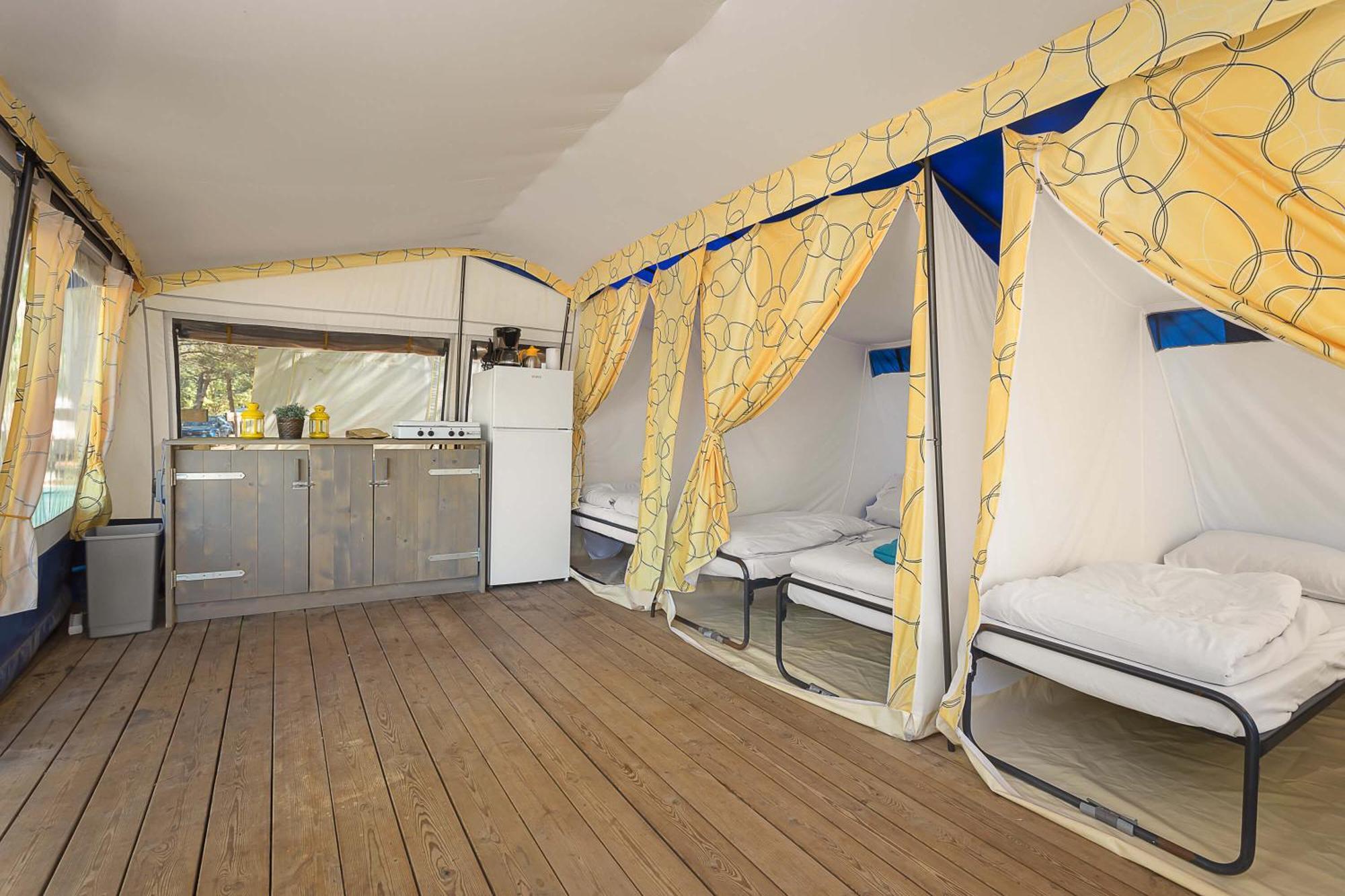 צרבאר - פורת Easyatent Bungalow Tent Lanterna חדר תמונה