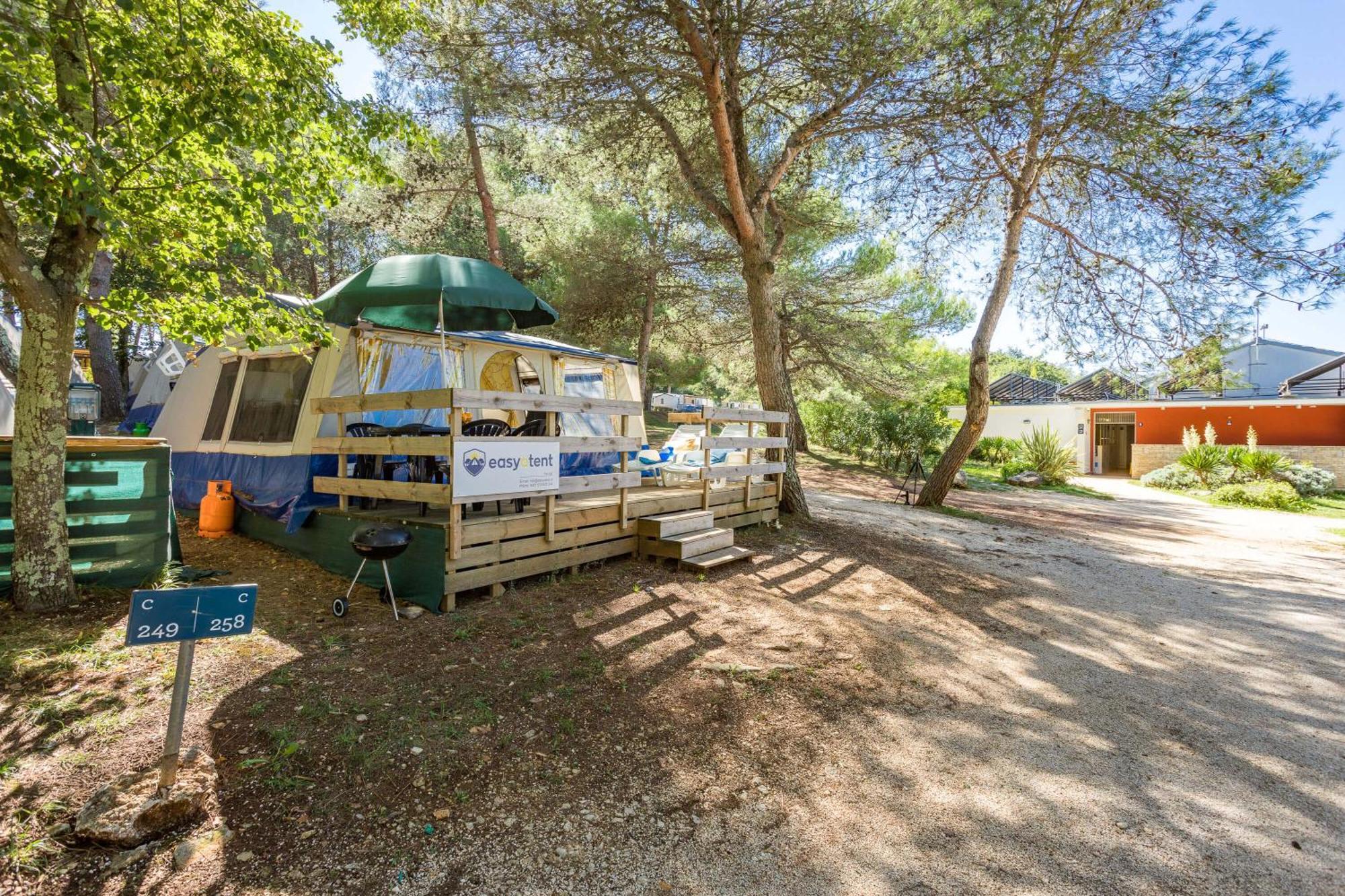 צרבאר - פורת Easyatent Bungalow Tent Lanterna חדר תמונה